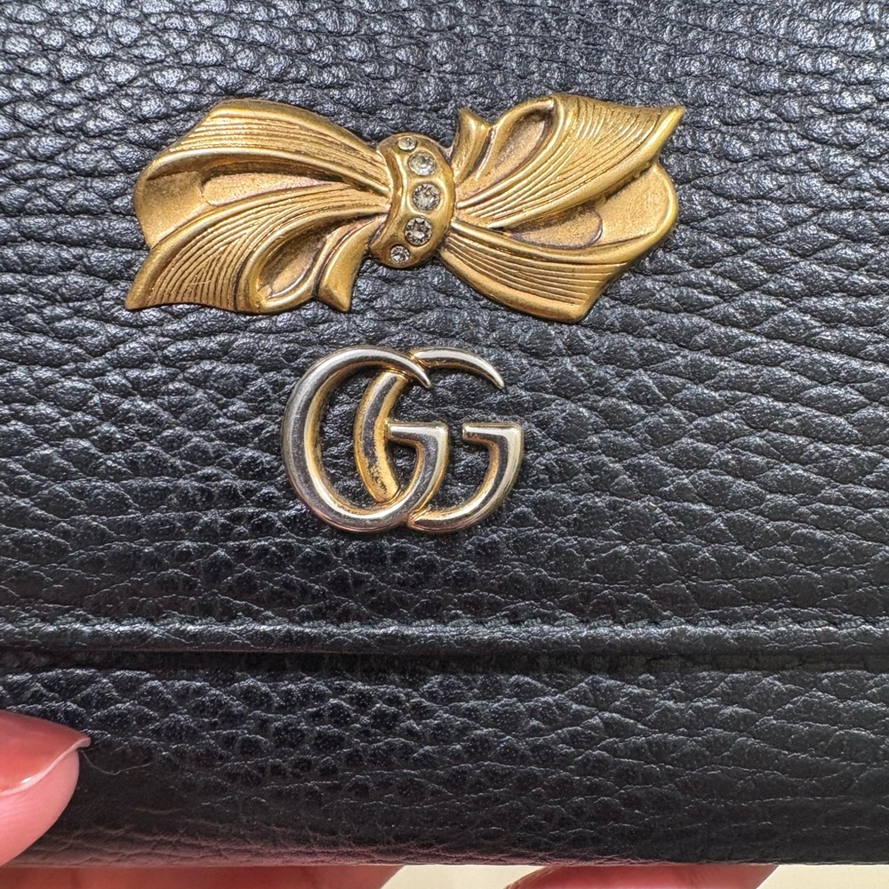 Gucci Black Leather Wallet with Gold bow Accents - Picture 16 of 16